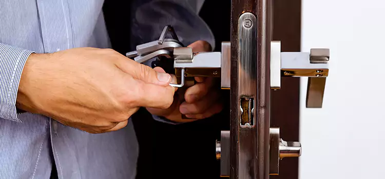Commercial Door Lock Repair Jeffersontown