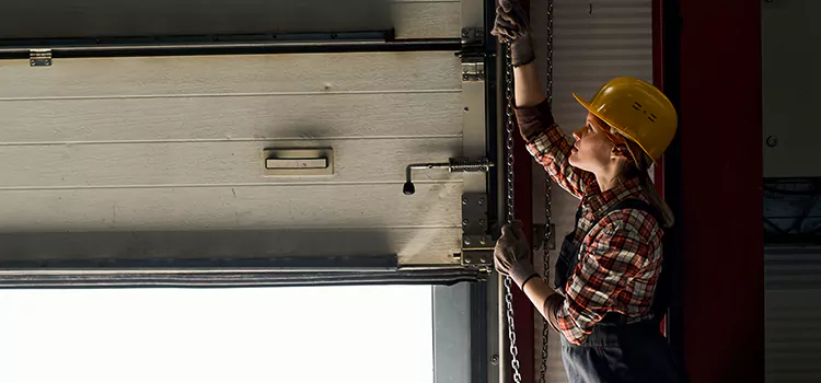 Addressing Common Garage Door Stoppage Issues in Jeffersontown, KY
