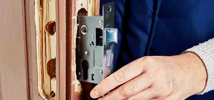Garage Door Lock Replacement Jeffersontown